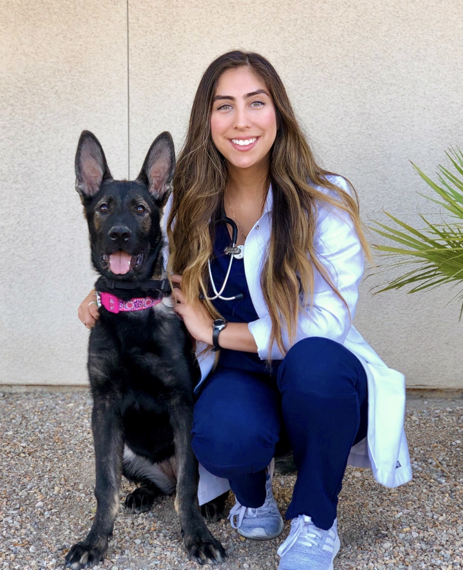 Dr. Vanessa Adarme